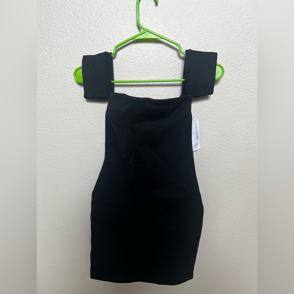Brand new Tobi black XS dress